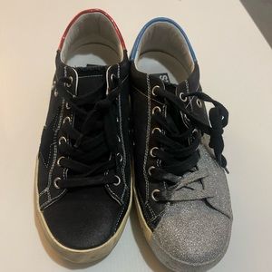 Golden goose superstar collab size 8
